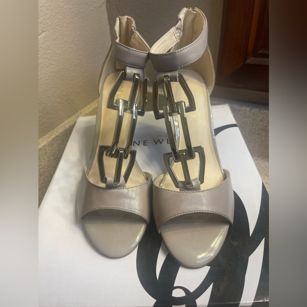 NINE WEST - NEW SILVER JEWEL HEEL SANDAL